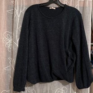 Pleione Nordstrom navy/green sweater with gathered bottom size LP